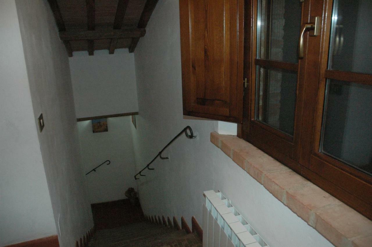Agriturismo Podere Molino Peccioli Luaran gambar