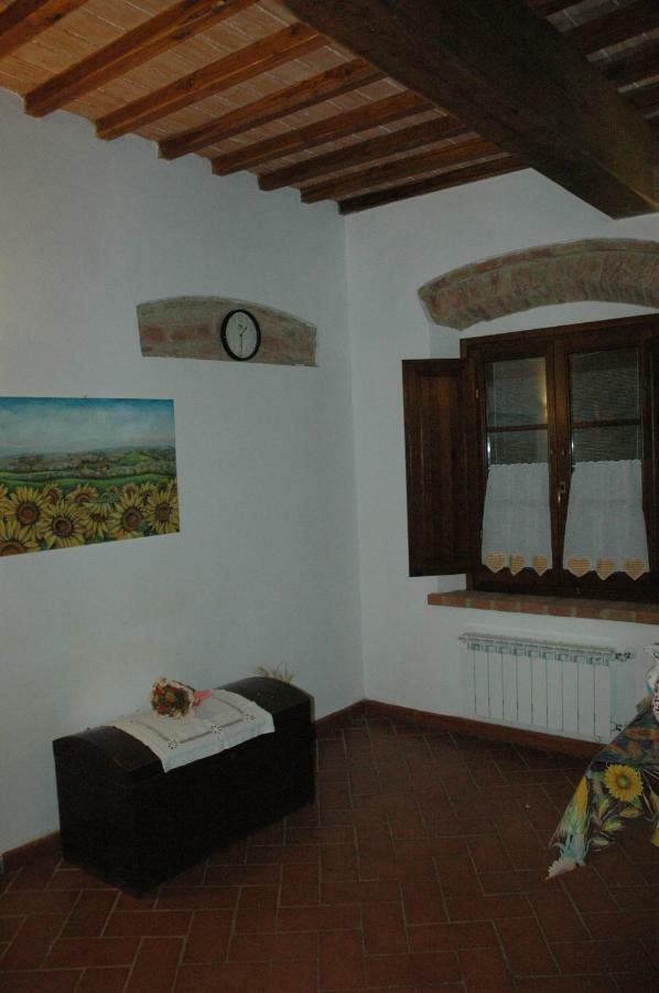 Agriturismo Podere Molino Peccioli Luaran gambar