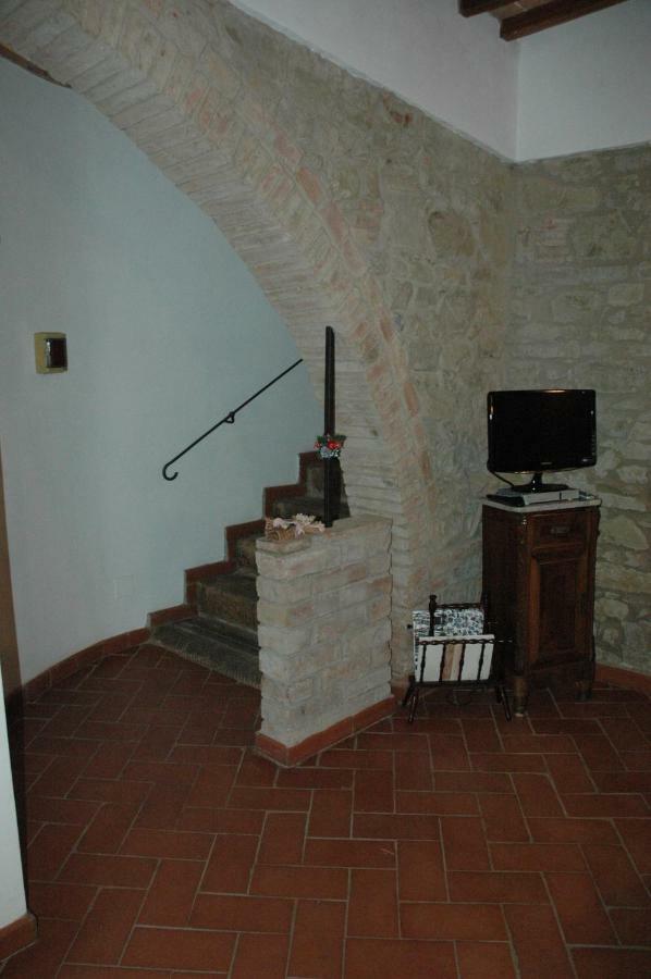 Agriturismo Podere Molino Peccioli Luaran gambar