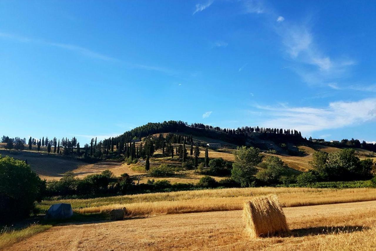 Agriturismo Podere Molino Peccioli Luaran gambar
