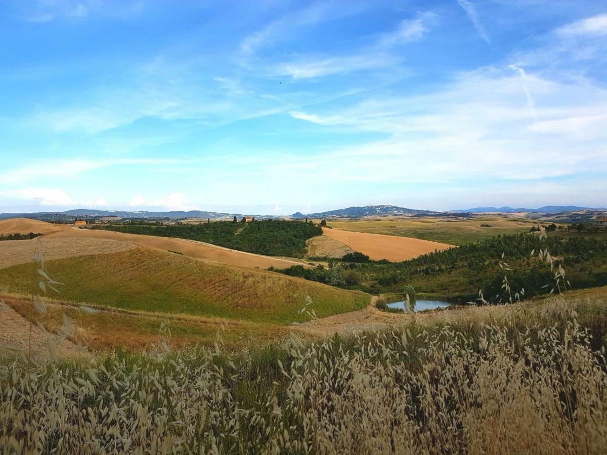 Agriturismo Podere Molino Peccioli Luaran gambar